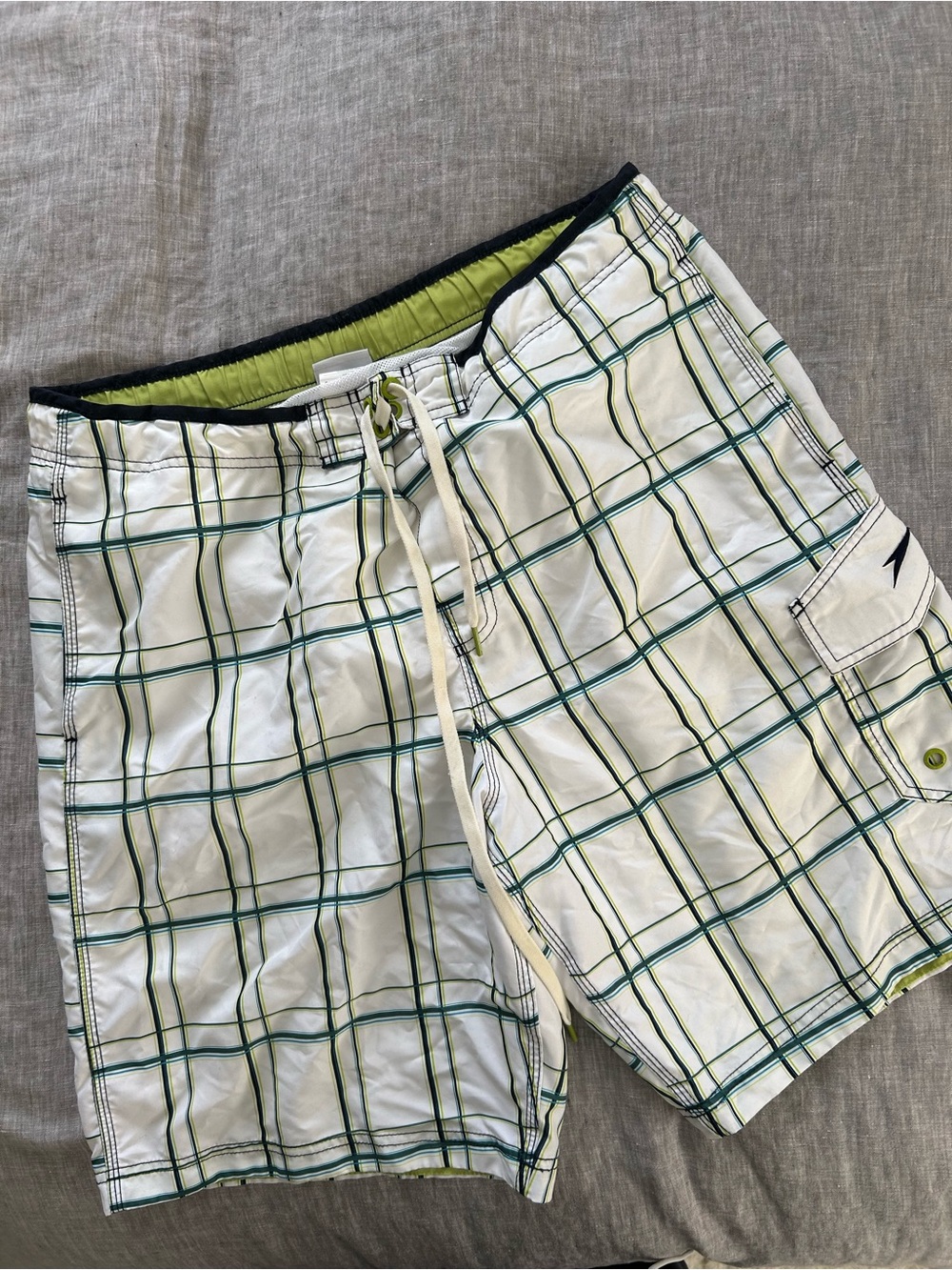 Speedo Men's Plaid Swim Trunks / Board Shorts - Size Large
